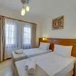 Hotel Orcey 3*