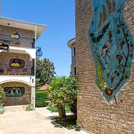 Hotel Orcey 3*